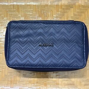Missoni Dark Zigzag Patterned Clutch